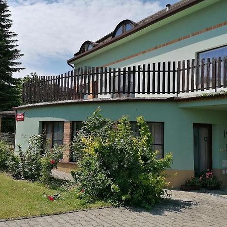 Otevrena Naruc Pension Letovice Eksteriør billede